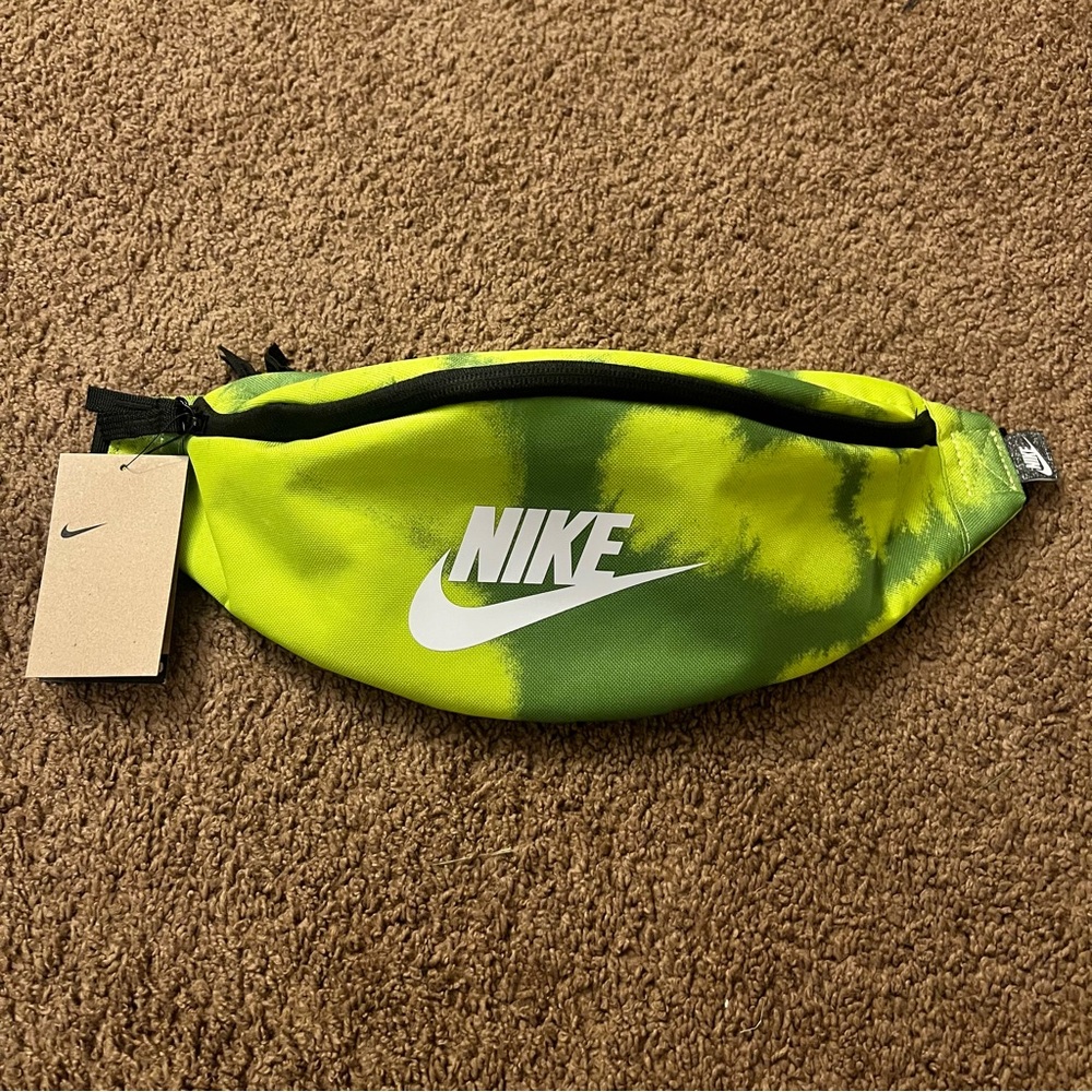 Nike Heritage Fanny Pack